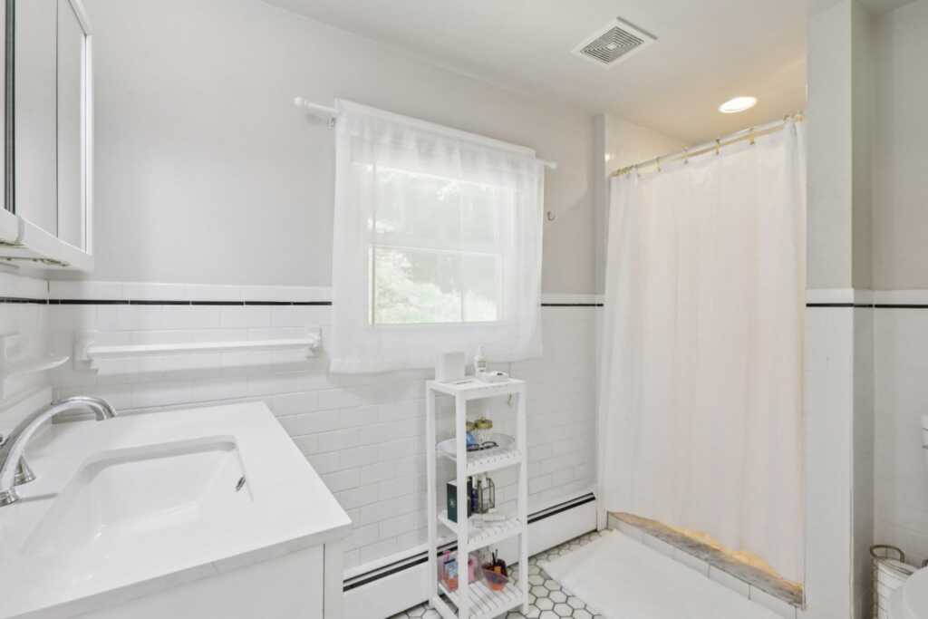 1136 Route 9W, Nyack, NY 10960 - Photo 13 of 27