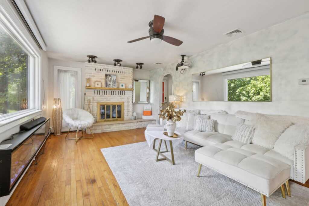 1136 Route 9W, Nyack, NY 10960 - Photo 3 of 27