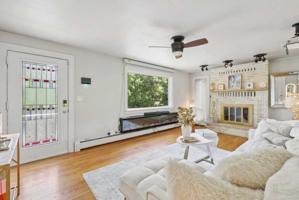 1136 Route 9W, Nyack, NY 10960 - Photo 4 of 27