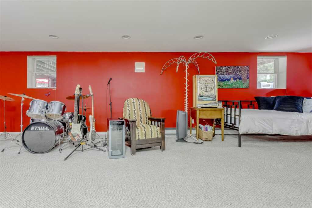 16 Ridgefield Road, New City, NY 10956 - Photo 23 of 31
