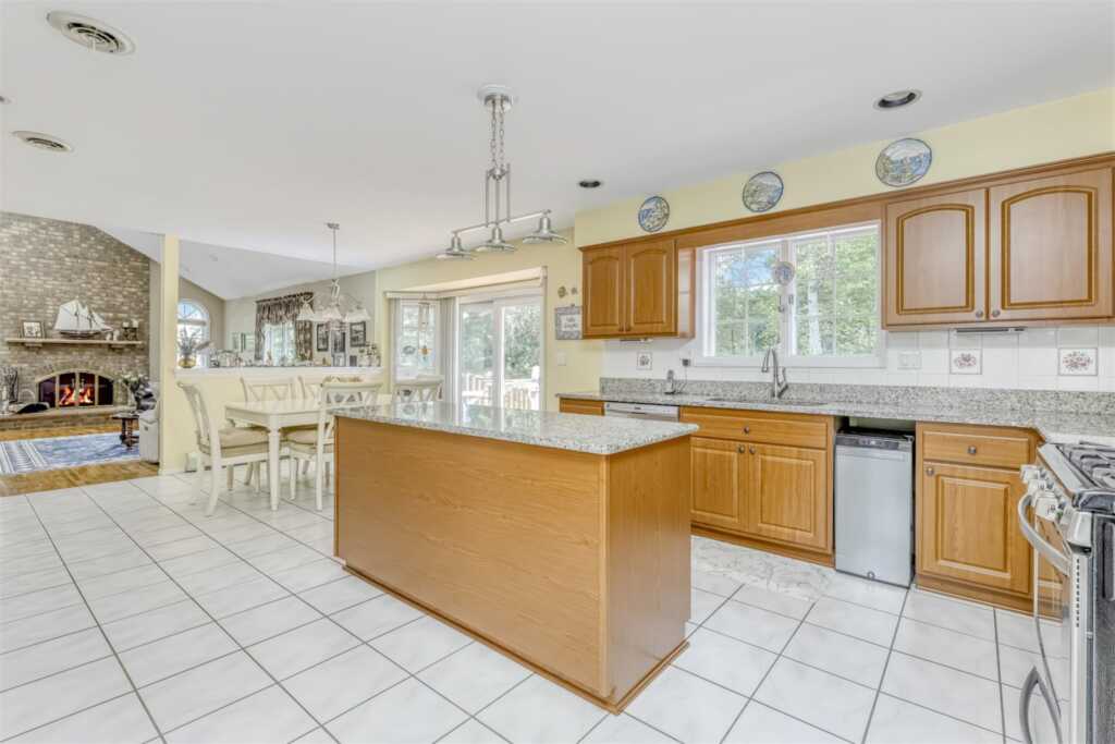 16 Ridgefield Road, New City, NY 10956 - Photo 9 of 31