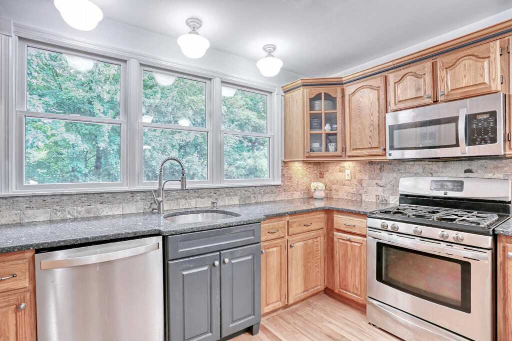 7 Twin Peg Drive, New City, NY 10956 - Photo 8 of 38