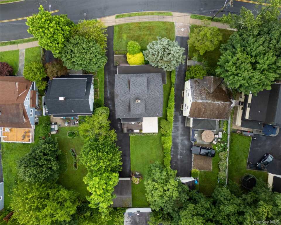 256 Regent Street, Rye, NY 10573 - Photo 4 of 22
