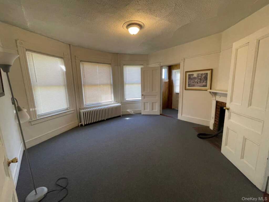 187 Fisher Avenue, White Plains, NY 10606 - Photo 5 of 14