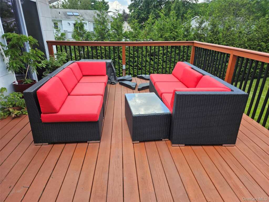 8 Spur Drive, Nanuet, NY 10954 - Photo 24 of 30