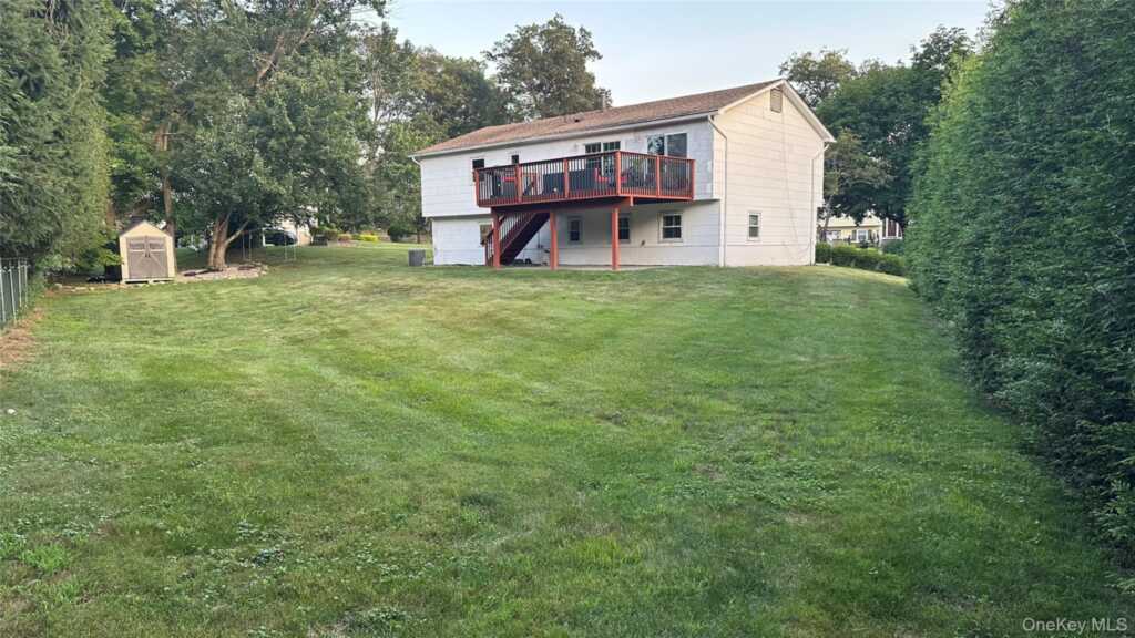 8 Spur Drive, Nanuet, NY 10954 - Photo 28 of 30