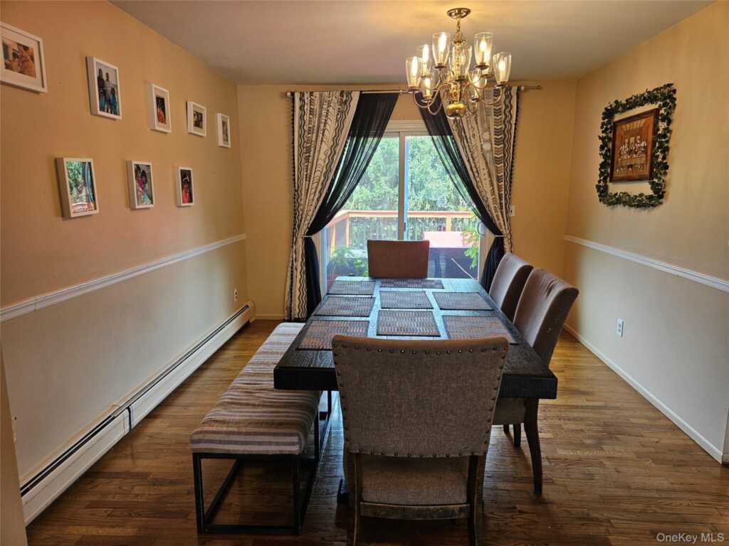 8 Spur Drive, Nanuet, NY 10954 - Photo 5 of 30