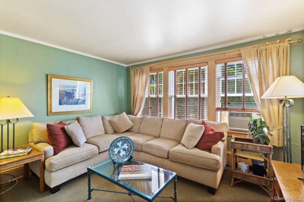 117 Perth Avenue, New Rochelle, NY 10804 - Photo 16 of 37