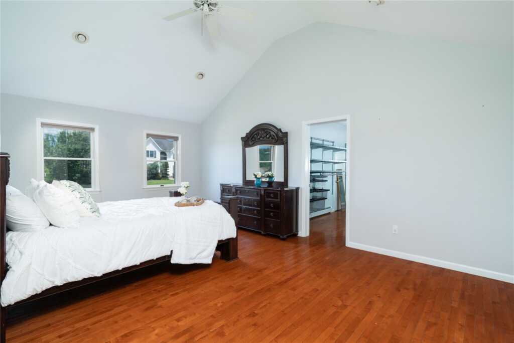 18 Blue Heron Road, Nanuet, NY 10954 - Photo 27 of 45