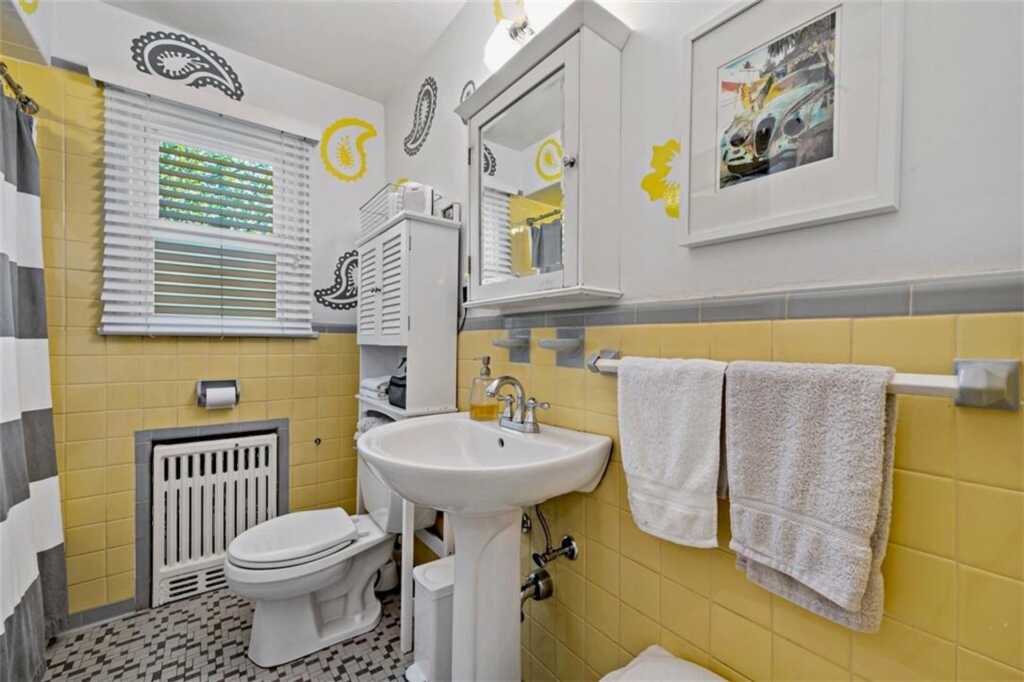 17 Grand Avenue, Nyack, NY 10960 - Photo 15 of 22