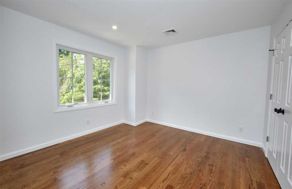 11 Highview Avenue, New Rochelle, NY 10801 - Photo 28 of 43
