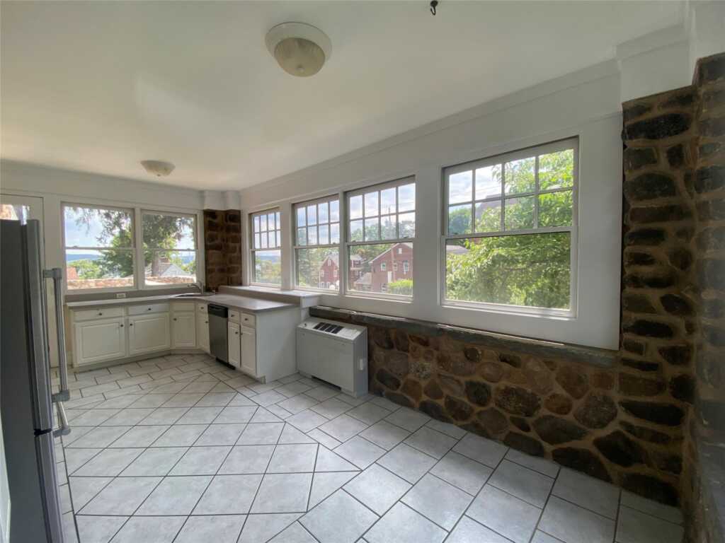 139 Broadway, Unit #13, Nyack, NY 10960 - Photo 9 of 33