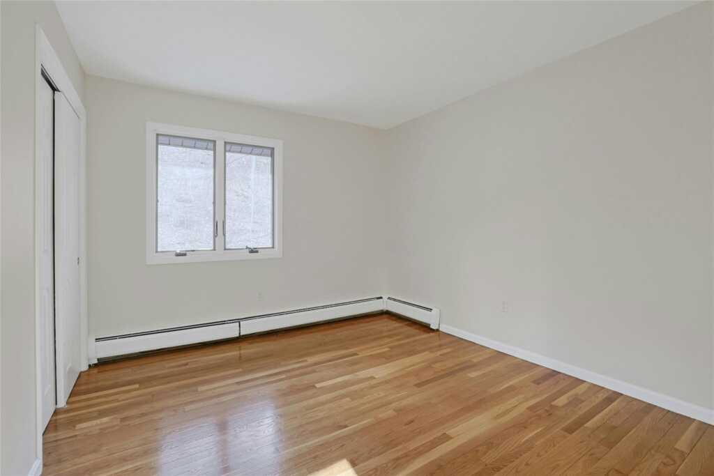 15 Longview Court, Unit #15, Nyack, NY 10960 - Photo 23 of 34
