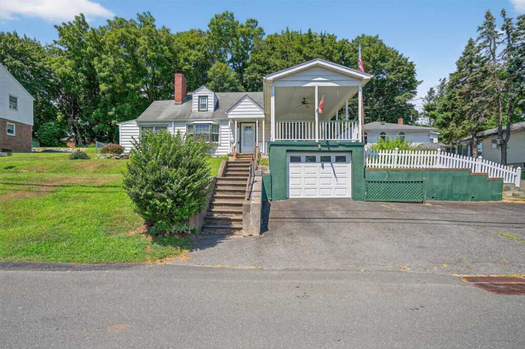 29 Jay Street, Stony Point, NY 10980 - Photo 2 of 37