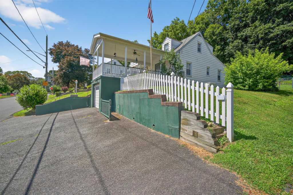 29 Jay Street, Stony Point, NY 10980 - Photo 6 of 37