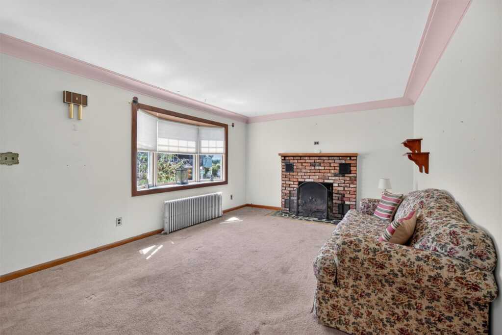 29 Jay Street, Stony Point, NY 10980 - Photo 7 of 37