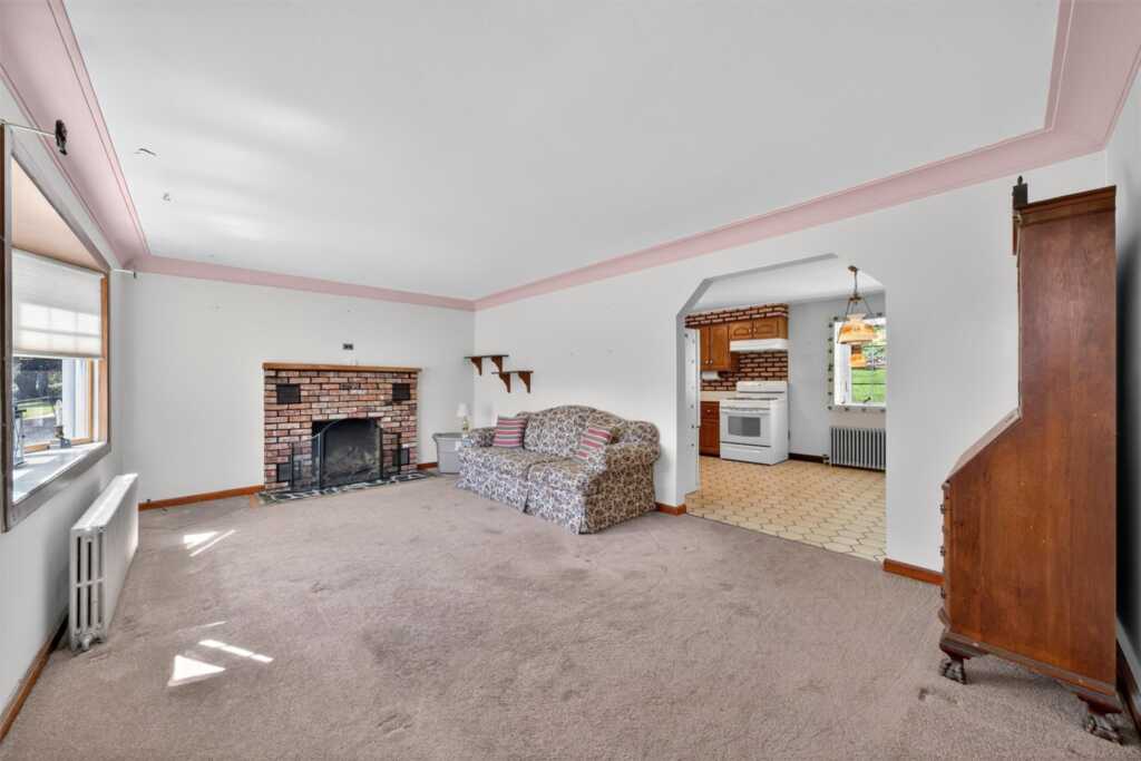 29 Jay Street, Stony Point, NY 10980 - Photo 8 of 37