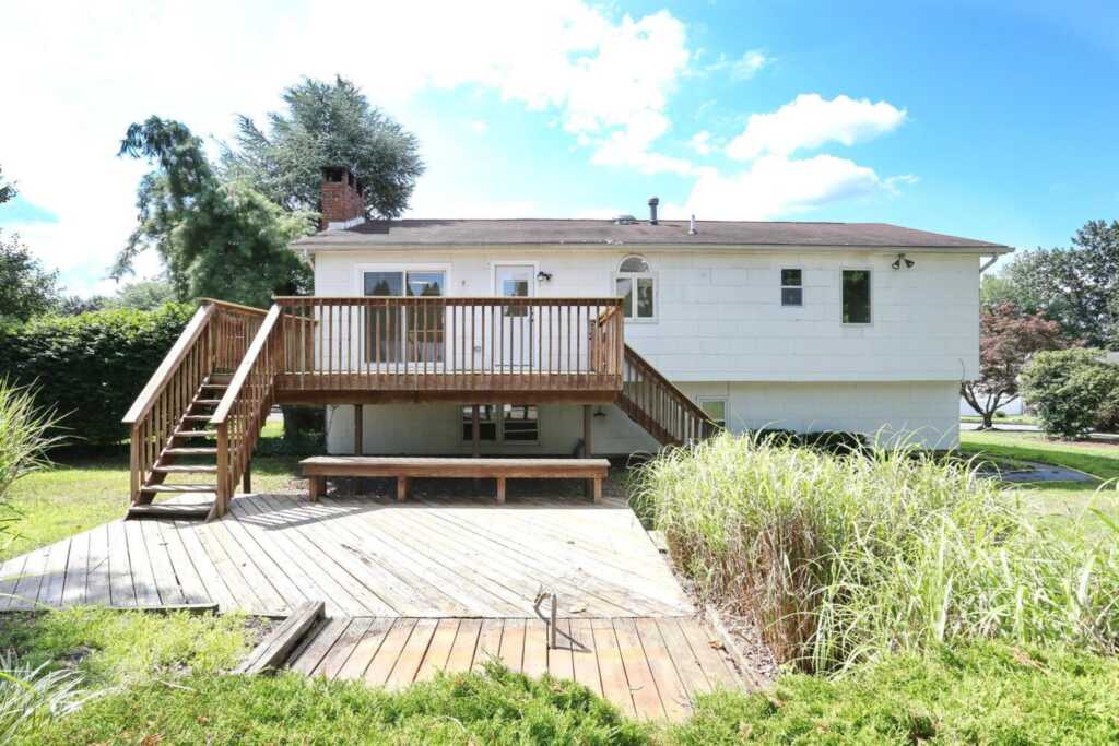 144 Lake Nanuet Drive, Nanuet, NY 10954 - Photo 27 of 30