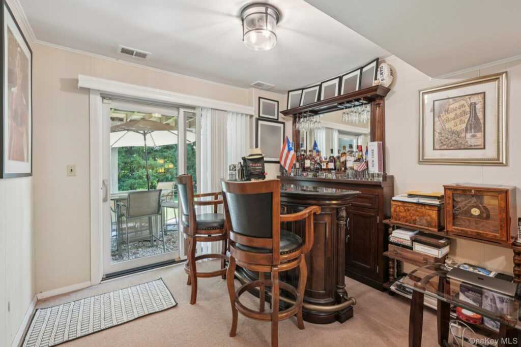 3 Old Farm Circle, White Plains, NY 10605 - Photo 28 of 47