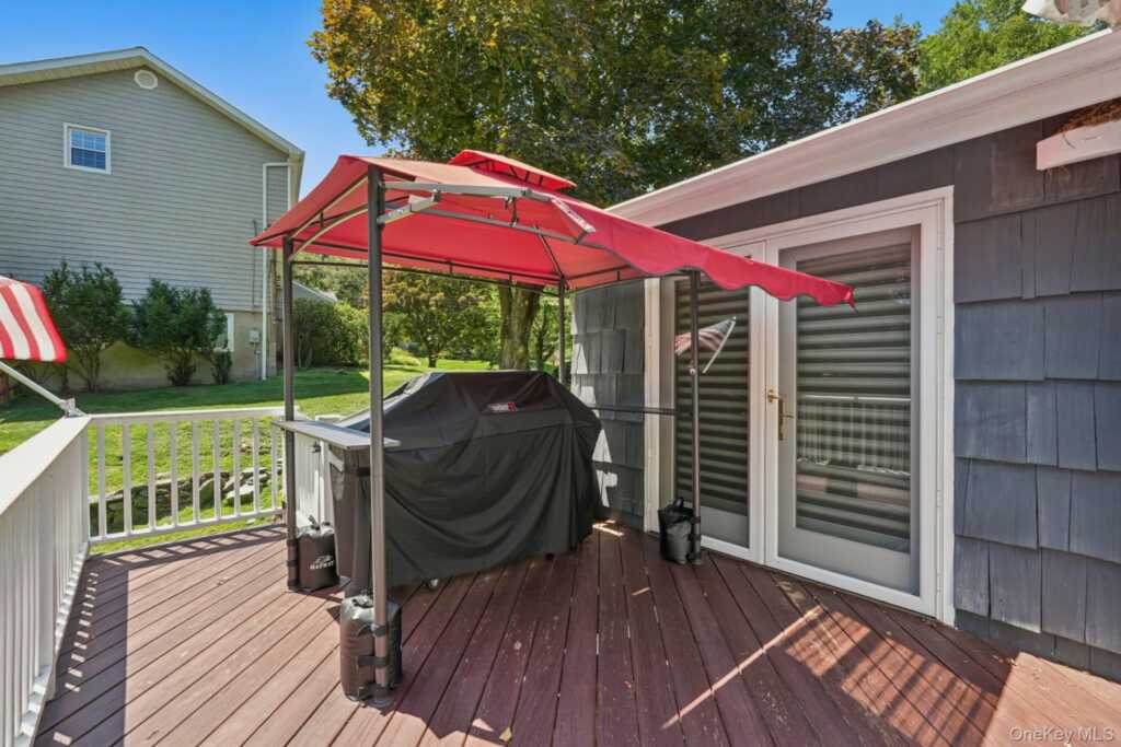 3 Old Farm Circle, White Plains, NY 10605 - Photo 35 of 47