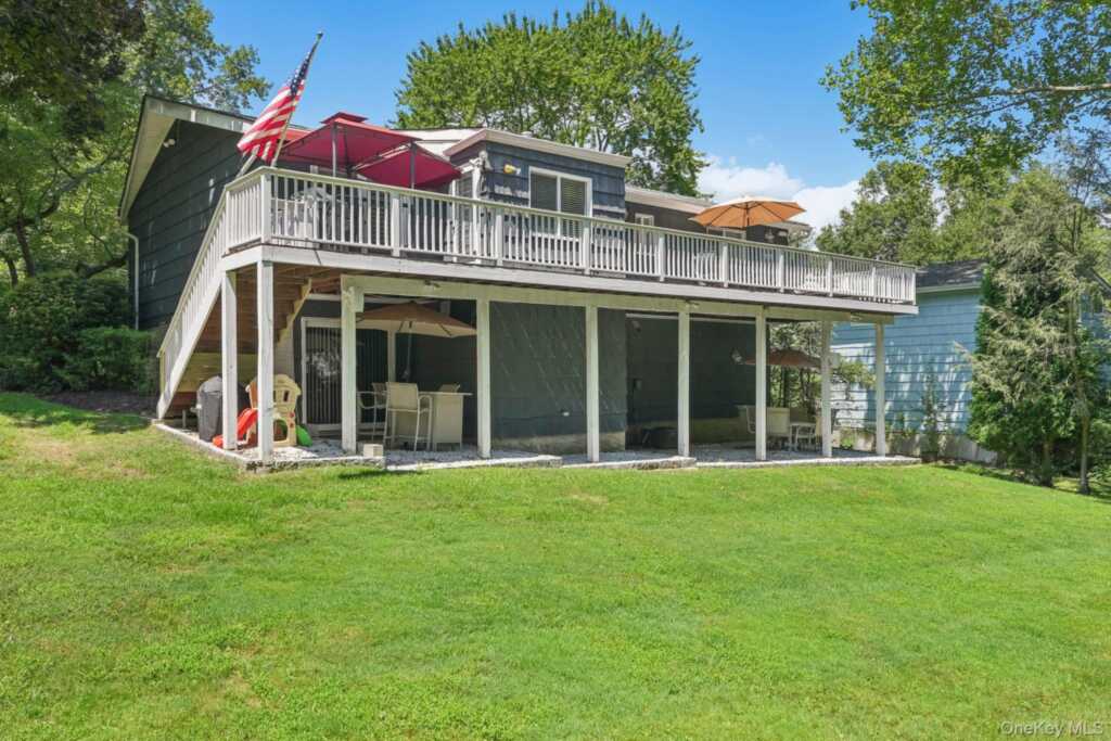 3 Old Farm Circle, White Plains, NY 10605 - Photo 45 of 47
