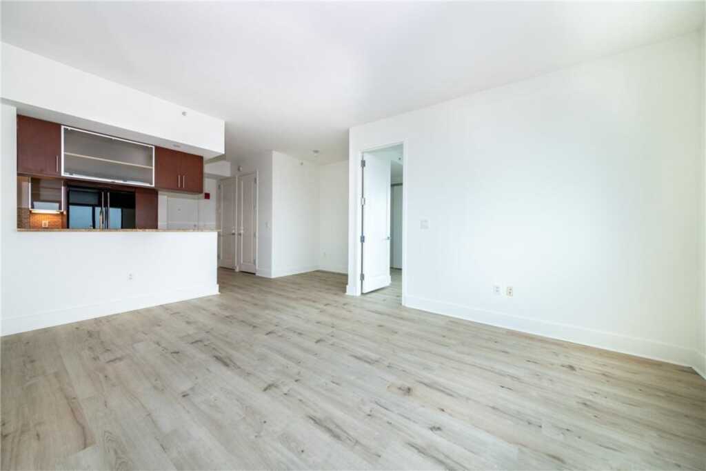 175 Huguenot Street, Unit #2505, New Rochelle, NY 10801 - Photo 6 of 35