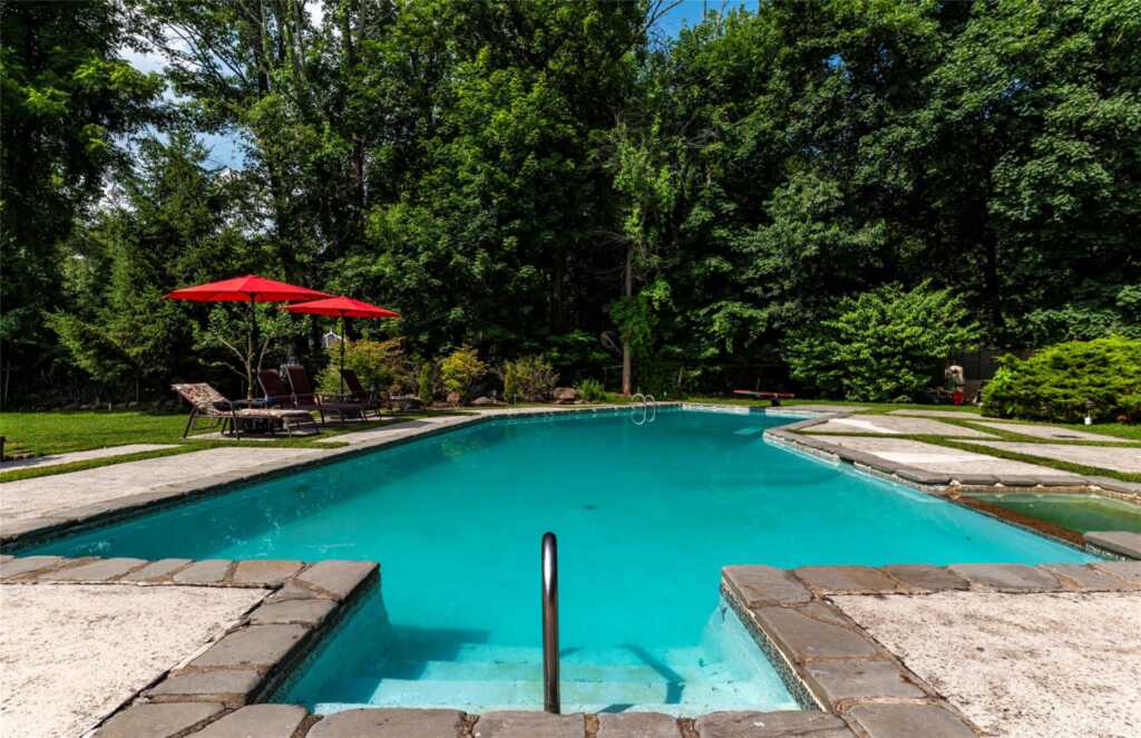 369 Phillips Hill Road, New City, NY 10956 - Photo 37 of 40