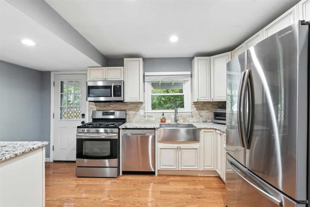 8 Broadway, Nyack, NY 10960 - Photo 3 of 18