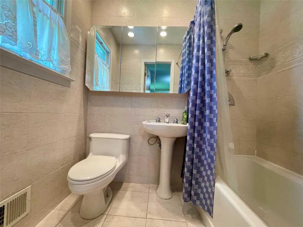 5 Renwood Court, New City, NY 10956 - Photo 10 of 23
