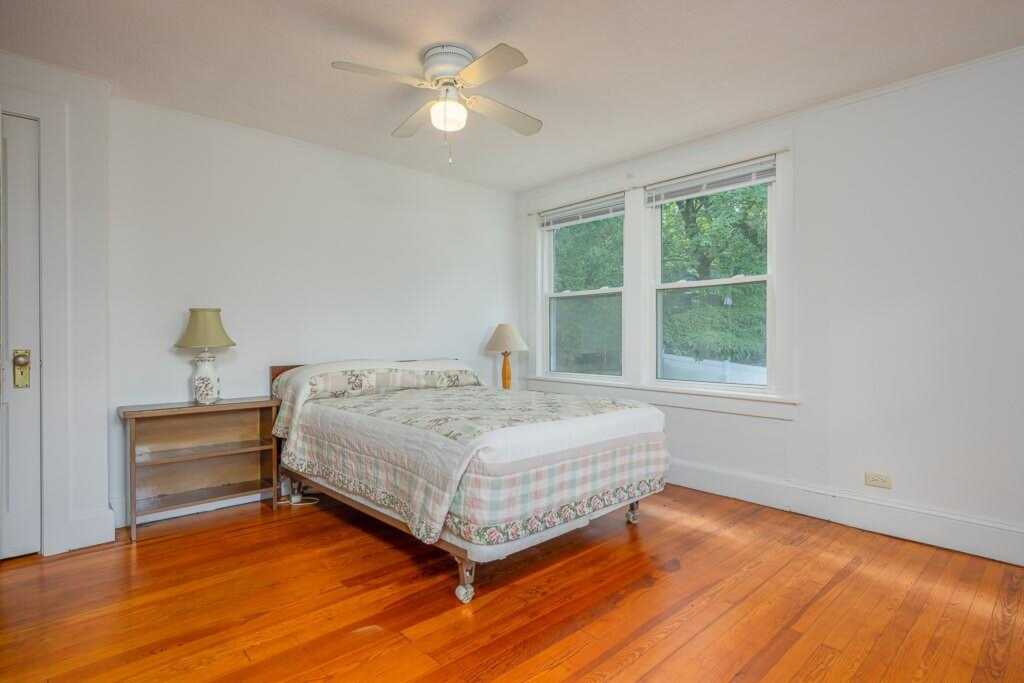24 Moore Avenue, Pearl River, NY 10965 - Photo 14 of 31