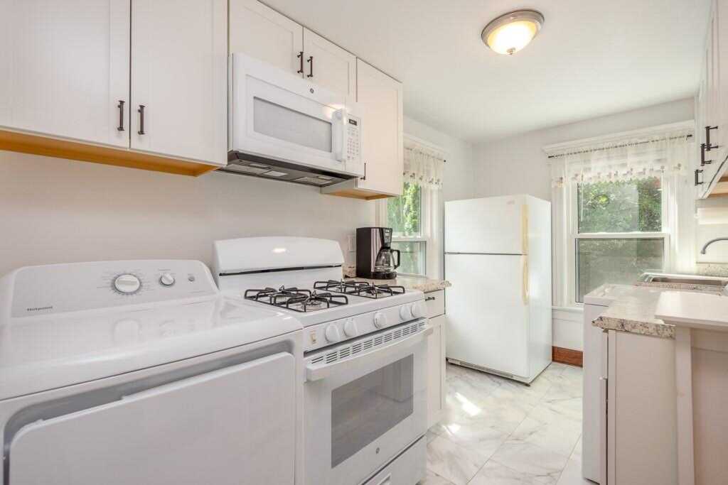 24 Moore Avenue, Pearl River, NY 10965 - Photo 18 of 31