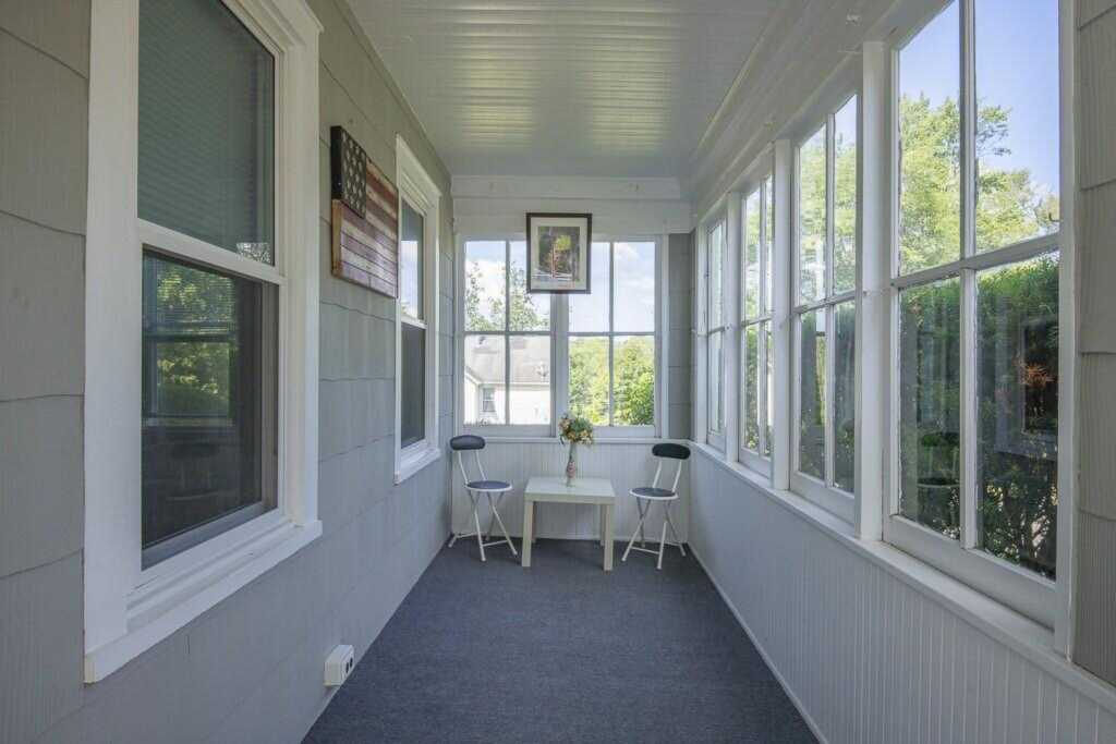 24 Moore Avenue, Pearl River, NY 10965 - Photo 4 of 31