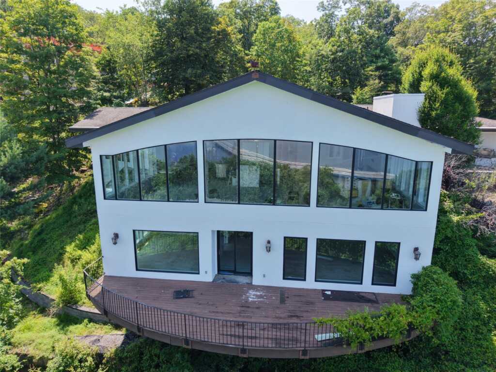 9 Tweed Boulevard, Nyack, NY 10960