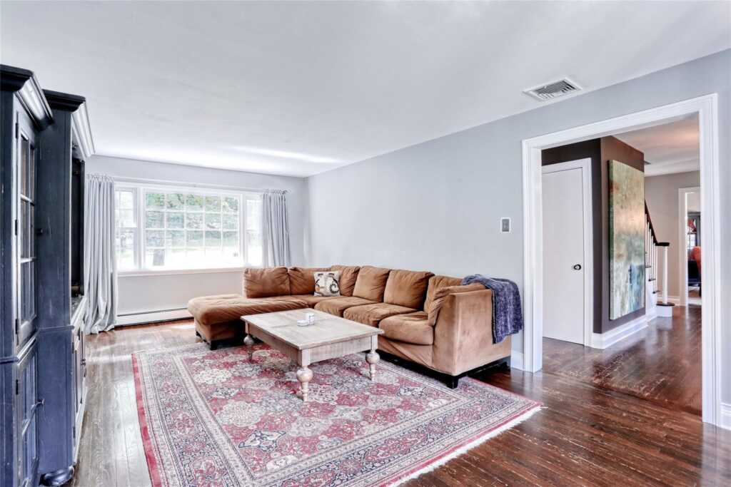 20 Woodglen Drive, New City, NY 10956 - Photo 11 of 41