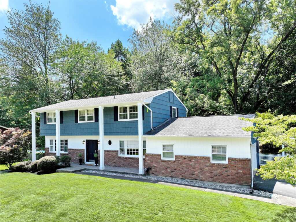 20 Woodglen Drive, New City, NY 10956 - Photo 3 of 41