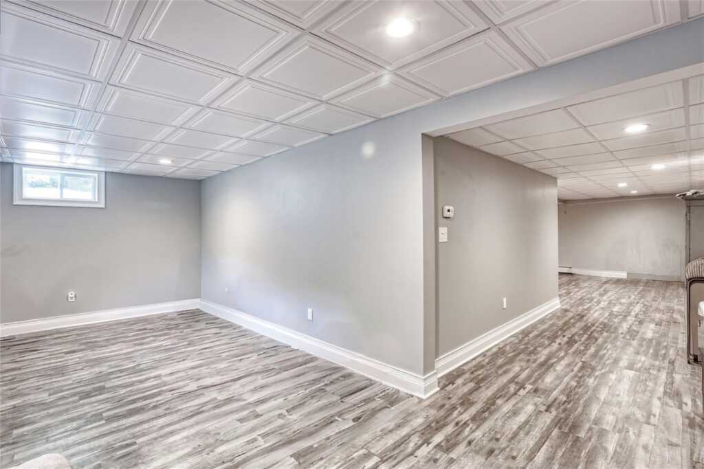 20 Woodglen Drive, New City, NY 10956 - Photo 31 of 41