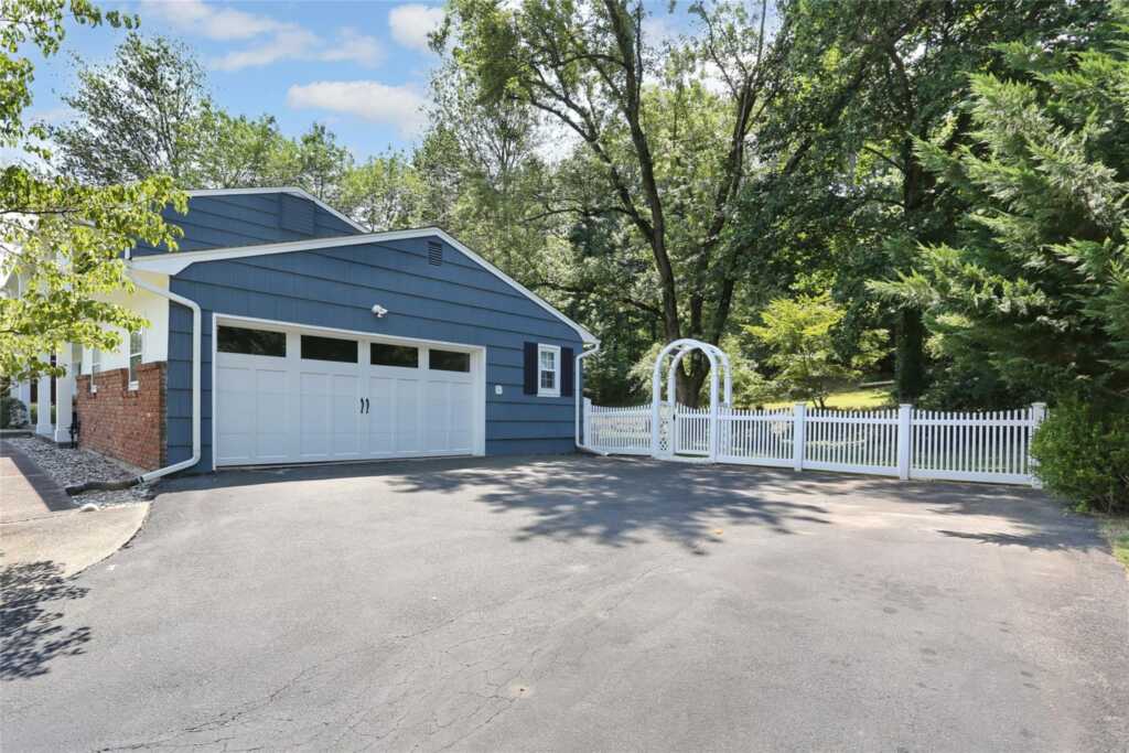 20 Woodglen Drive, New City, NY 10956 - Photo 32 of 41