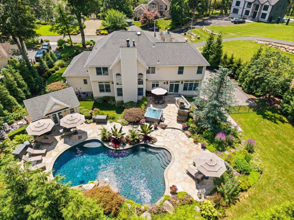 22 Perrins Peak Road, Stony Point, NY 10980 - Photo 4 of 48