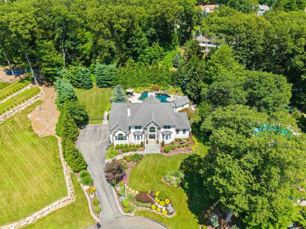 22 Perrins Peak Road, Stony Point, NY 10980 - Photo 7 of 48