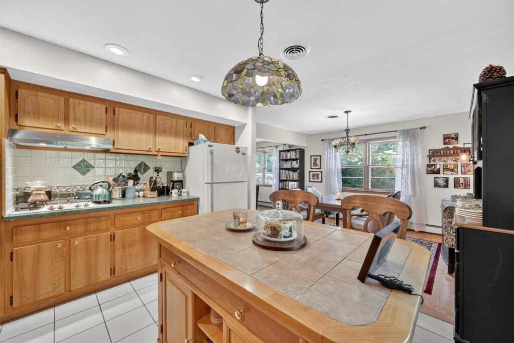 103 Locust Drive, Nyack, NY 10960 - Photo 15 of 37