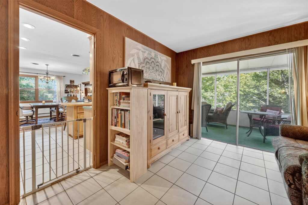 103 Locust Drive, Nyack, NY 10960 - Photo 16 of 37
