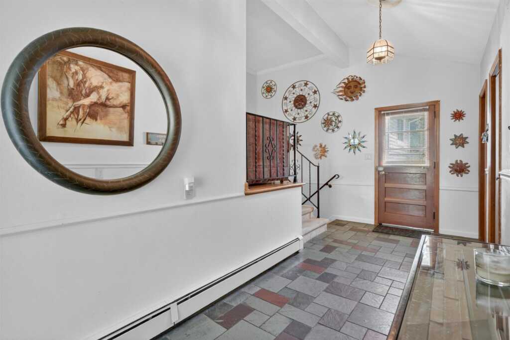 103 Locust Drive, Nyack, NY 10960 - Photo 3 of 37