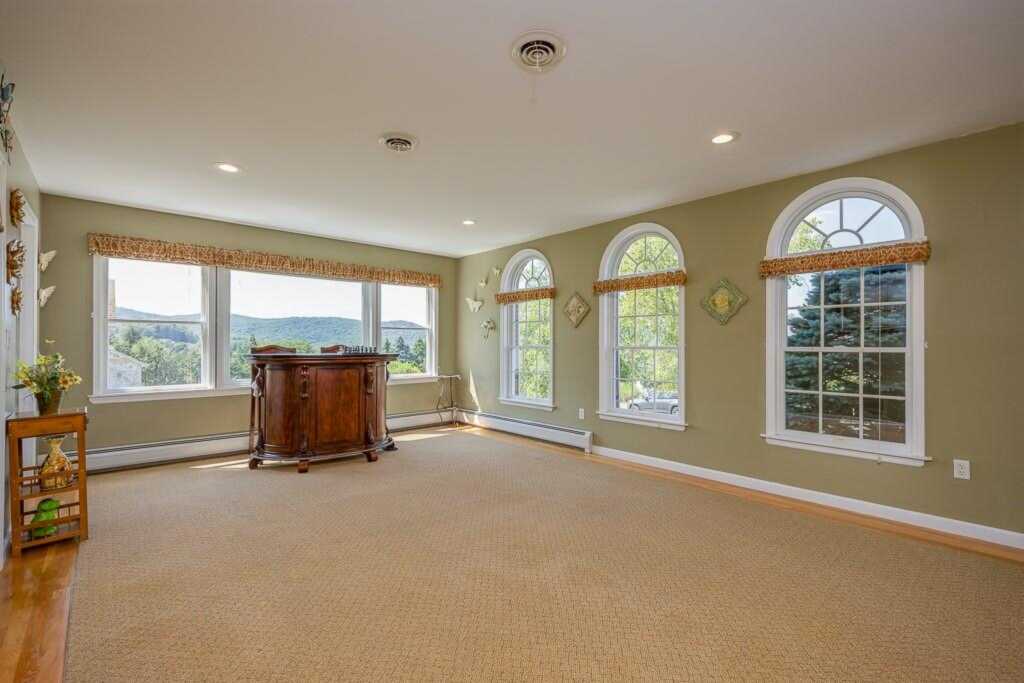 12 Dickens Street, Stony Point, NY 10980 - Photo 10 of 32