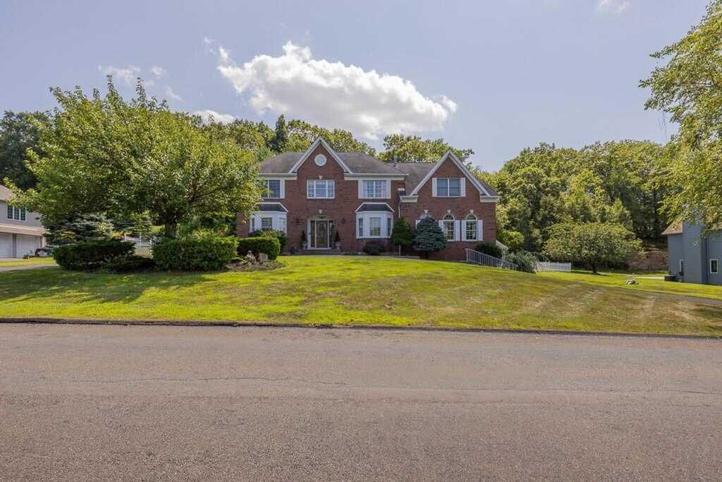 12 Dickens Street, Stony Point, NY 10980 - Photo 2 of 32