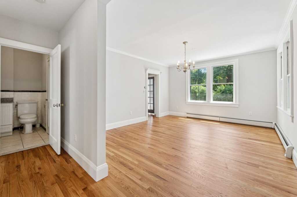 139 Castle Heights Avenue, Nyack, NY 10960 - Photo 15 of 37