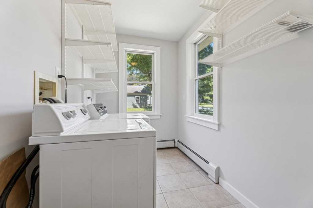 139 Castle Heights Avenue, Nyack, NY 10960 - Photo 21 of 37