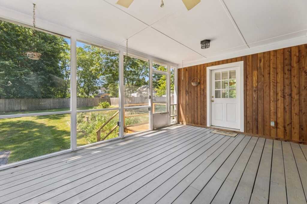 139 Castle Heights Avenue, Nyack, NY 10960 - Photo 23 of 37