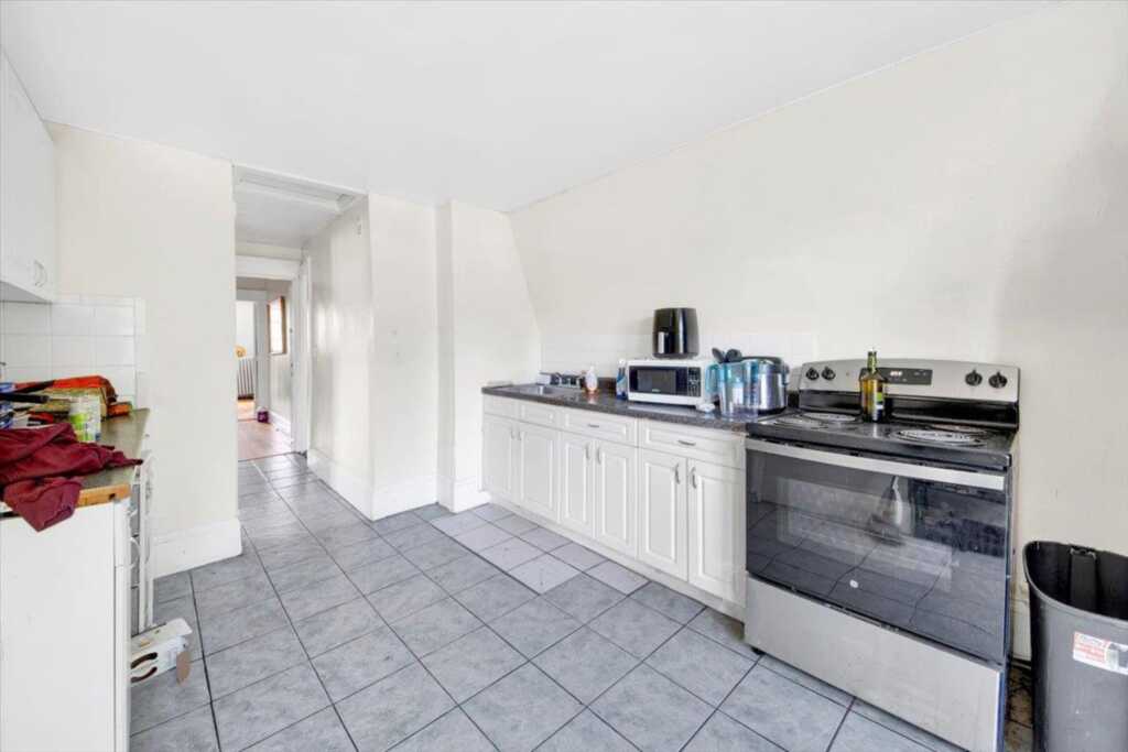 308 5th Avenue, New Rochelle, NY 10801 - Photo 21 of 38
