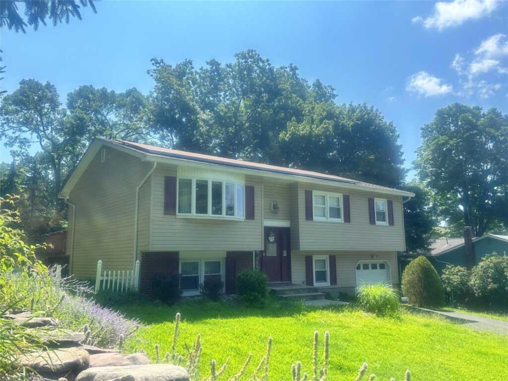 9 Ann Avenue, Stony Point, NY 10980 - Photo 3 of 23