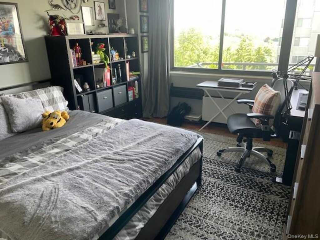 15 Stewart Place, Unit #7A, White Plains, NY 10603 - Photo 9 of 10